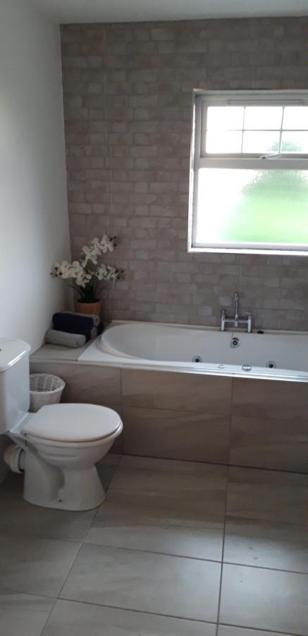4 Summerhill Apartamento Buncrana Exterior foto
